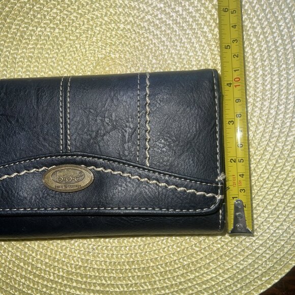 B.O.C Born Concepts Black Leather White Stitched Wallet With Change Compartment - Picture 7 of 7